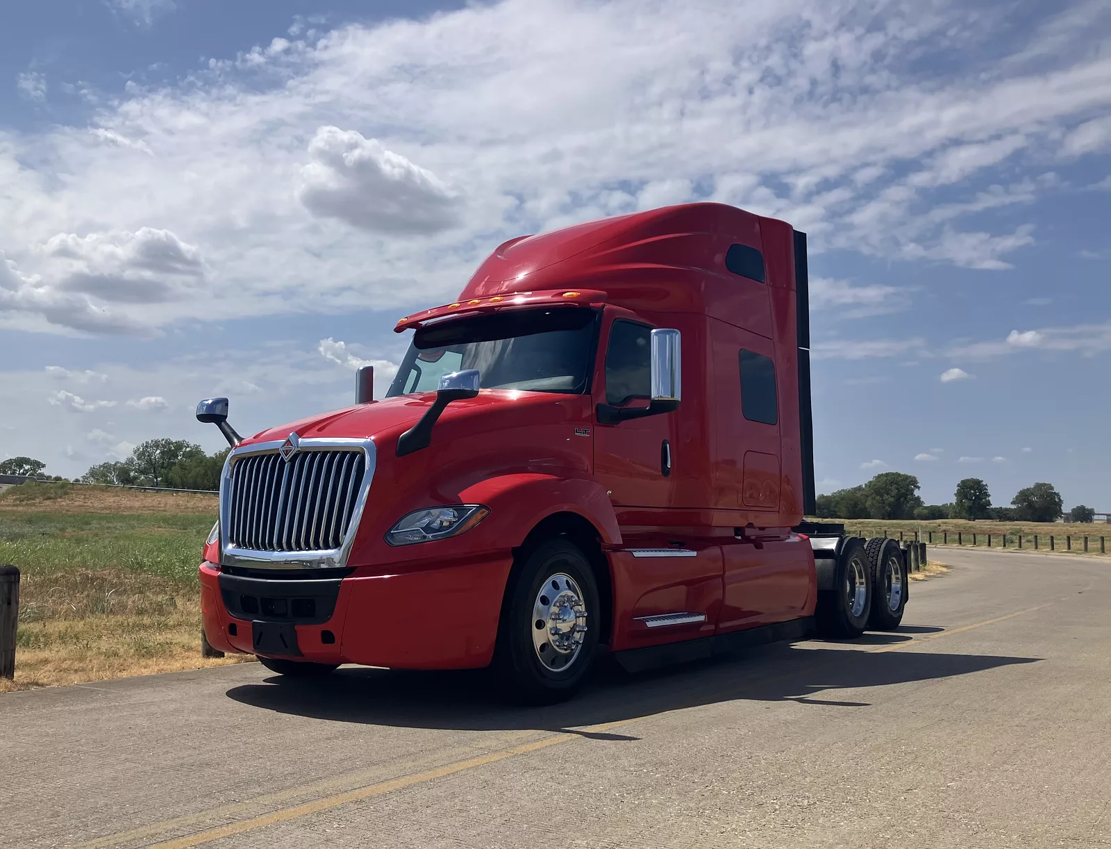 2023 INTERNATIONAL LT 625